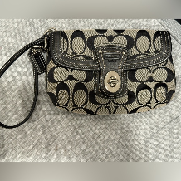 Coach Handbags - Coach Legacy Turnlock Signature Black and Cream Wristlet Clutch